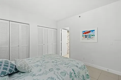 1065 Gulf Of Mexico Drive Longboat Key FL 34228