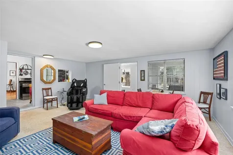 847 NE 7th Place Gainesville FL 32601