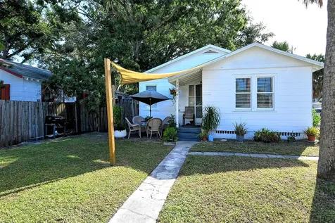 1704 Cocoanut Avenue Sarasota FL 34234