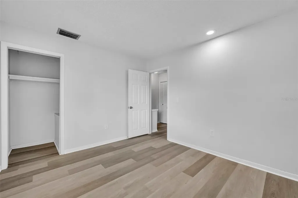 5089 Eaglesmere Drive Orlando FL 32819