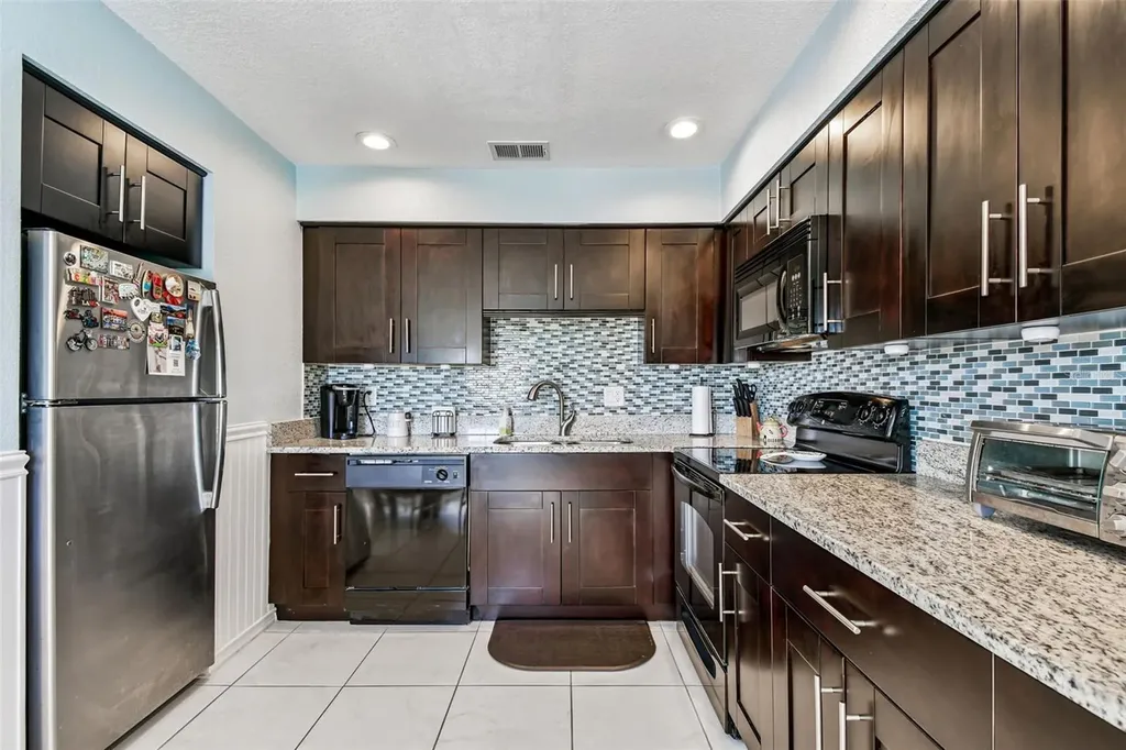 5116 Beach Drive SE St Petersburg FL 33705