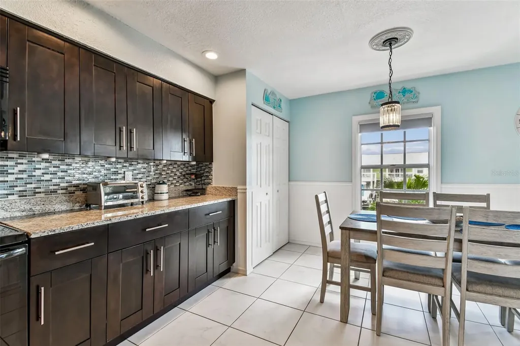 5116 Beach Drive SE St Petersburg FL 33705