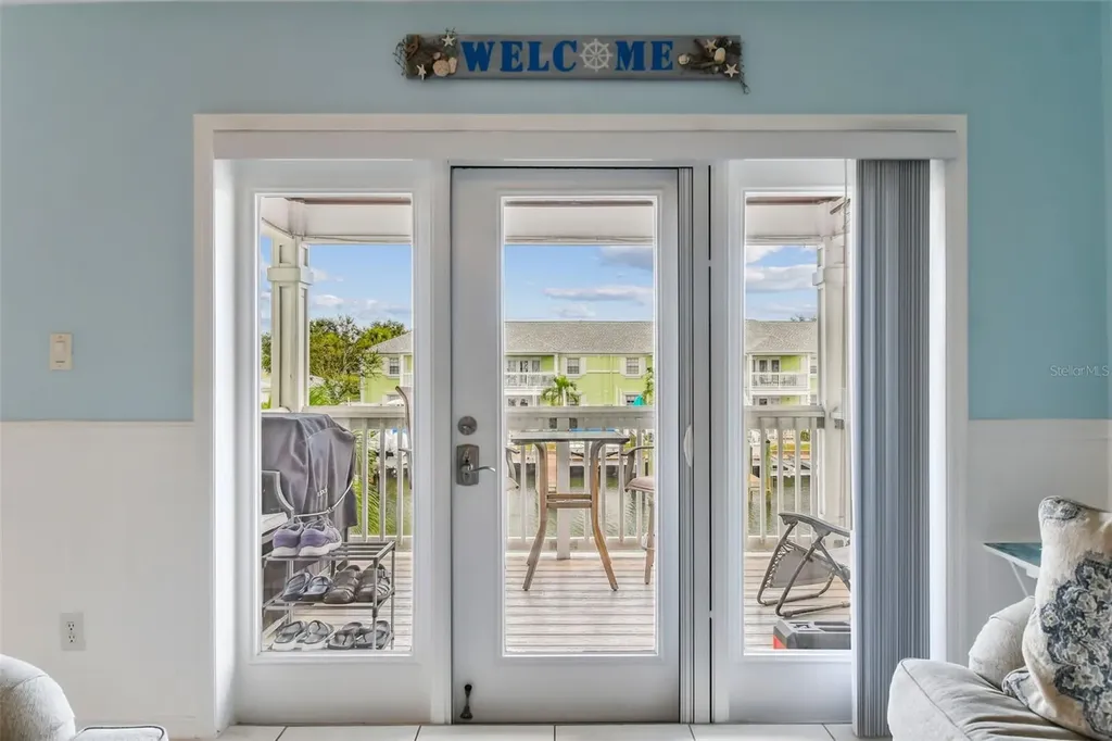 5116 Beach Drive SE St Petersburg FL 33705