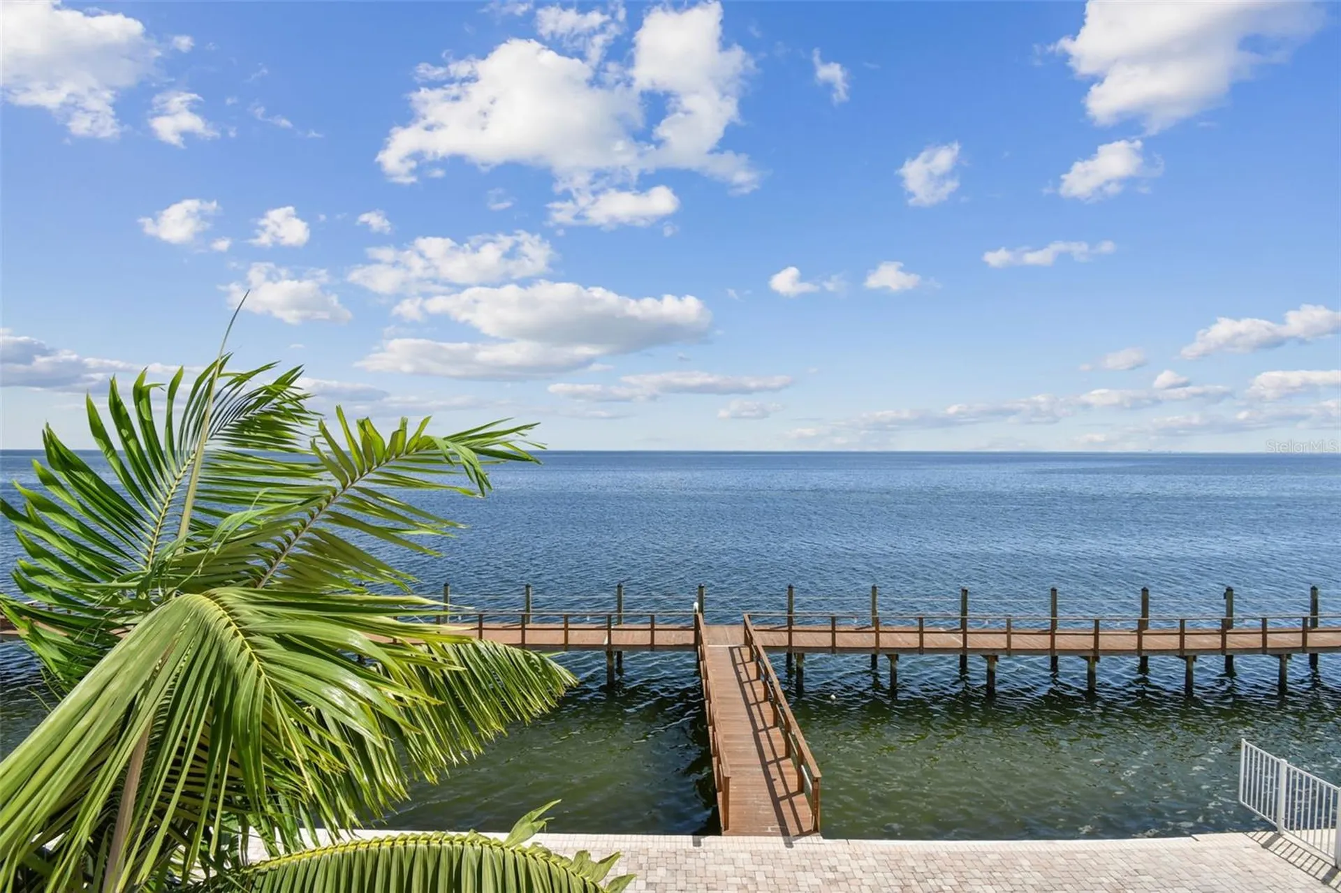 5116 Beach Drive SE St Petersburg FL 33705