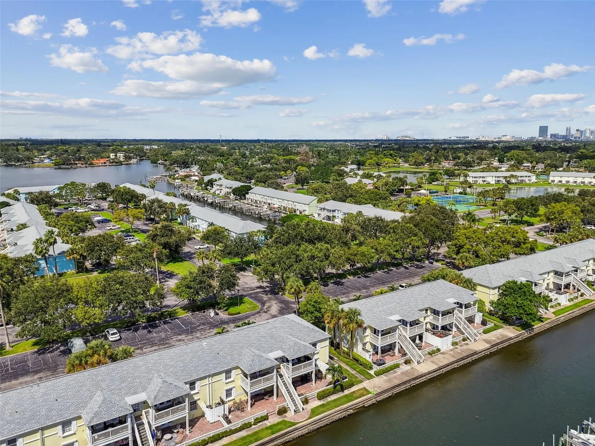 5116 Beach Drive SE St Petersburg FL 33705