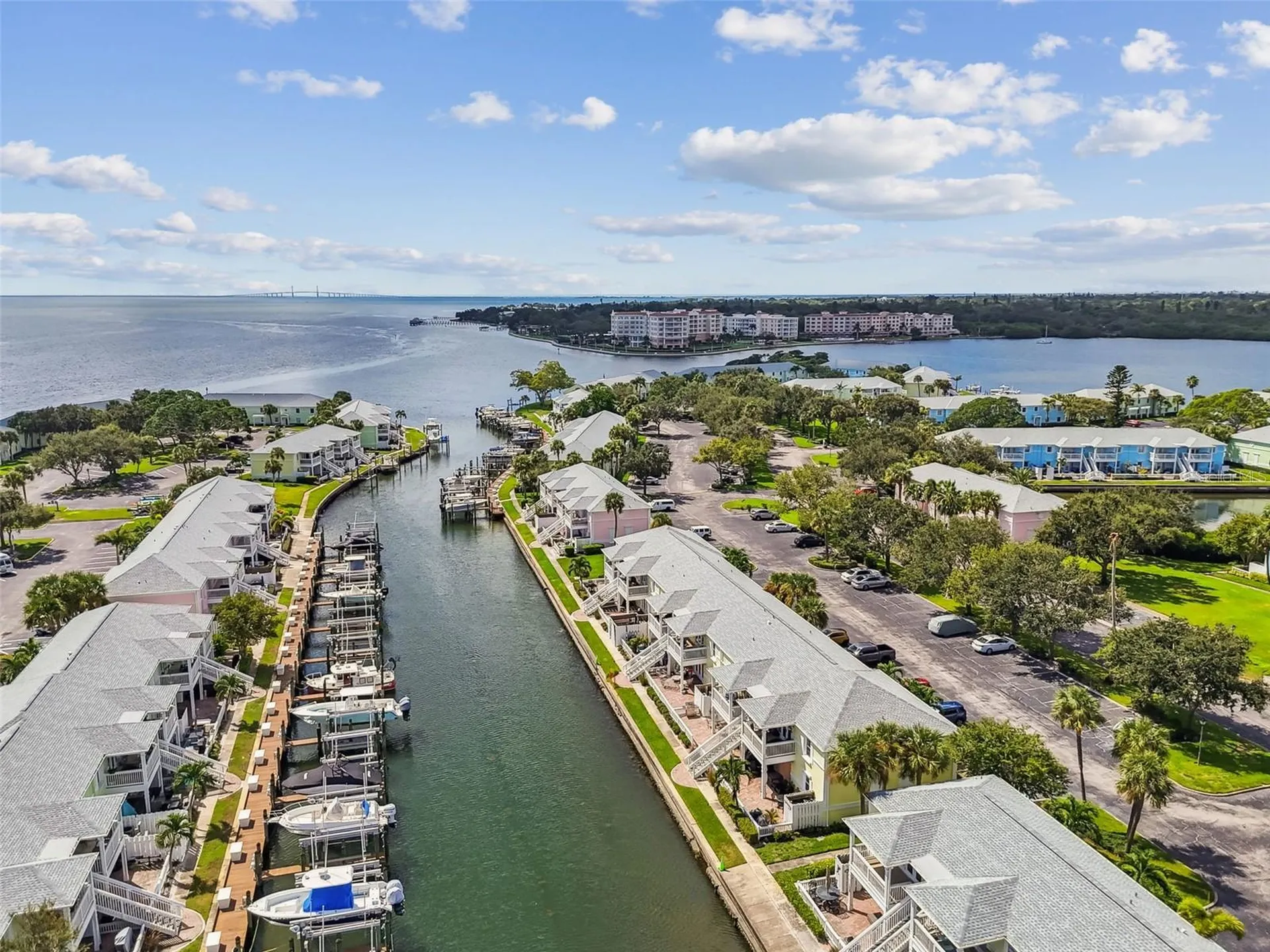 5116 Beach Drive SE St Petersburg FL 33705