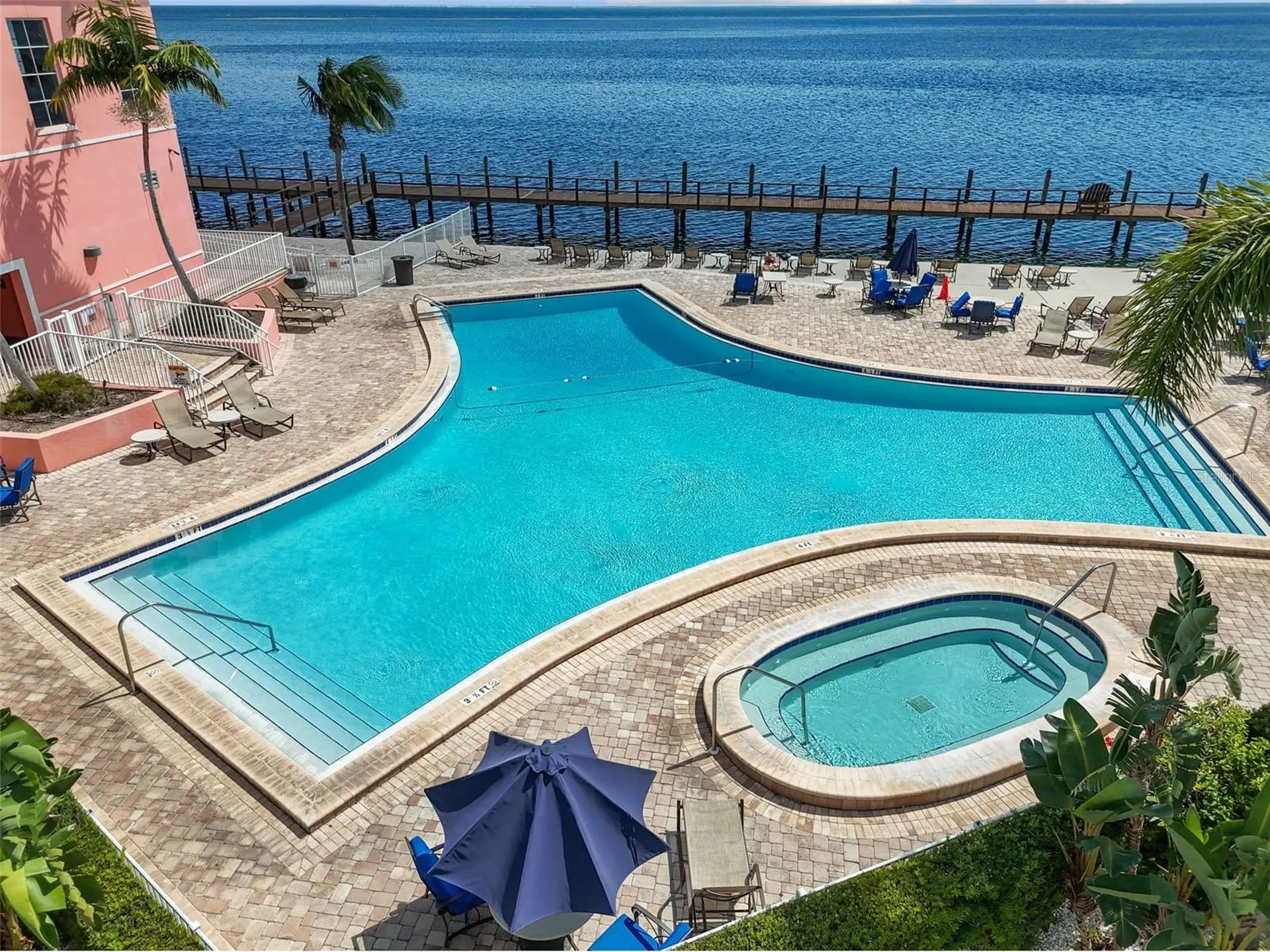 5116 Beach Drive SE St Petersburg FL 33705