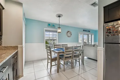 5116 Beach Drive SE St Petersburg FL 33705