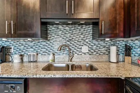 5116 Beach Drive SE St Petersburg FL 33705
