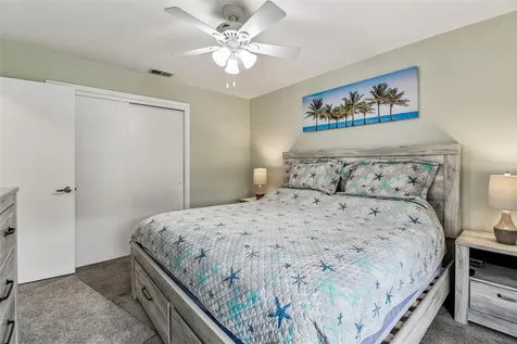 5116 Beach Drive SE St Petersburg FL 33705