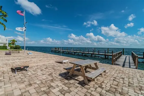 5116 Beach Drive SE St Petersburg FL 33705