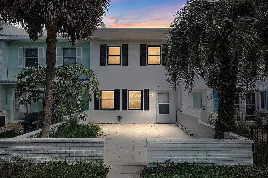 210 Bunker Hill Lane Dunedin FL 34698