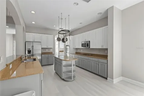 8134 Santa Rosa Court Sarasota FL 34243