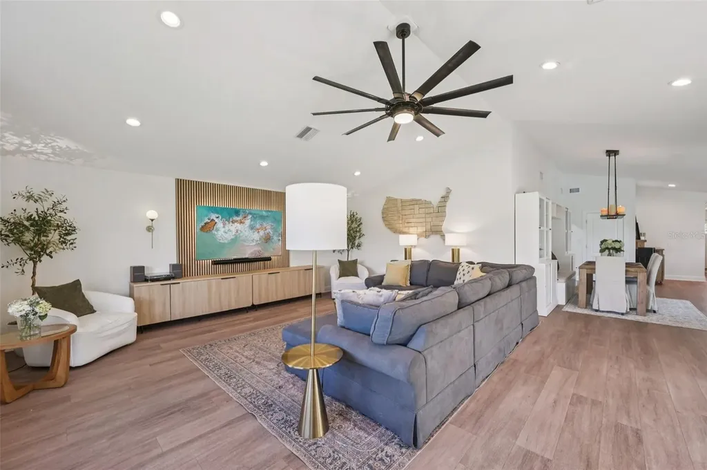 3947 Prairie Dunes Drive Sarasota FL 34238
