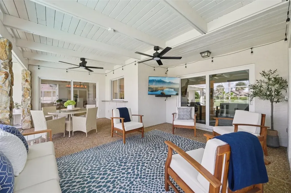 3947 Prairie Dunes Drive Sarasota FL 34238