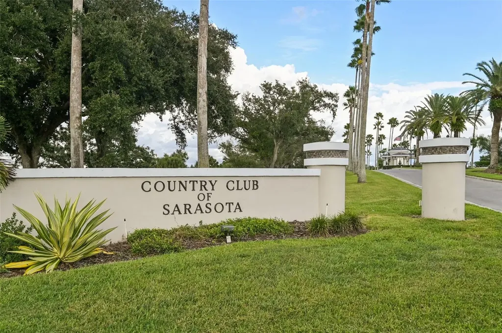 3947 Prairie Dunes Drive Sarasota FL 34238