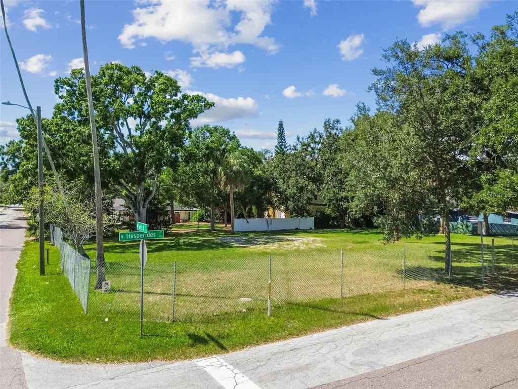 4501 W North B Street Tampa FL 33609