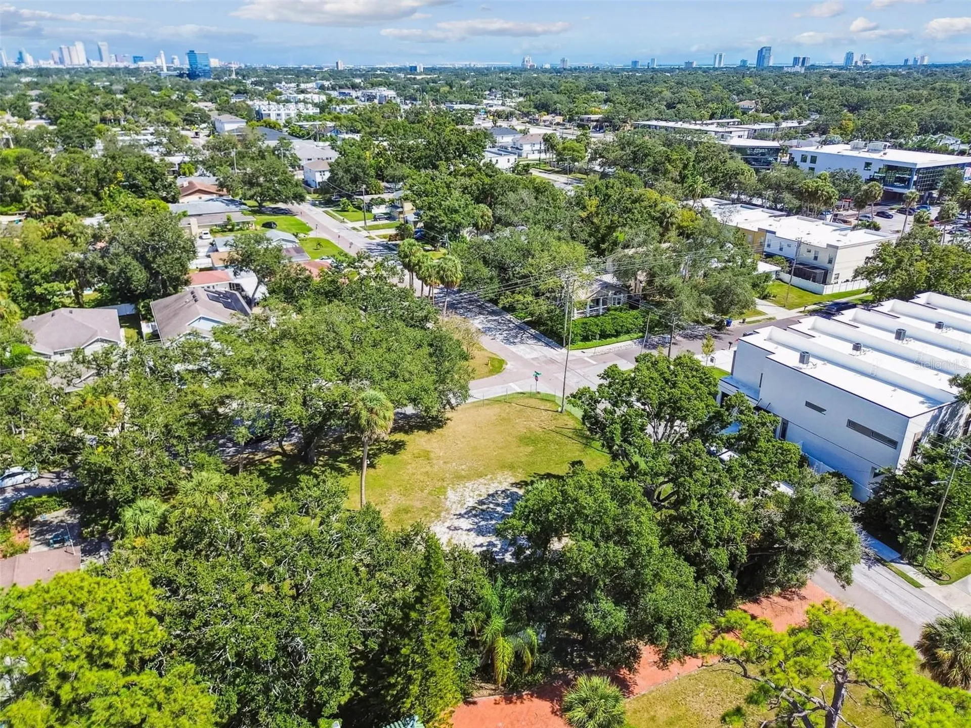 4501 W North B Street Tampa FL 33609