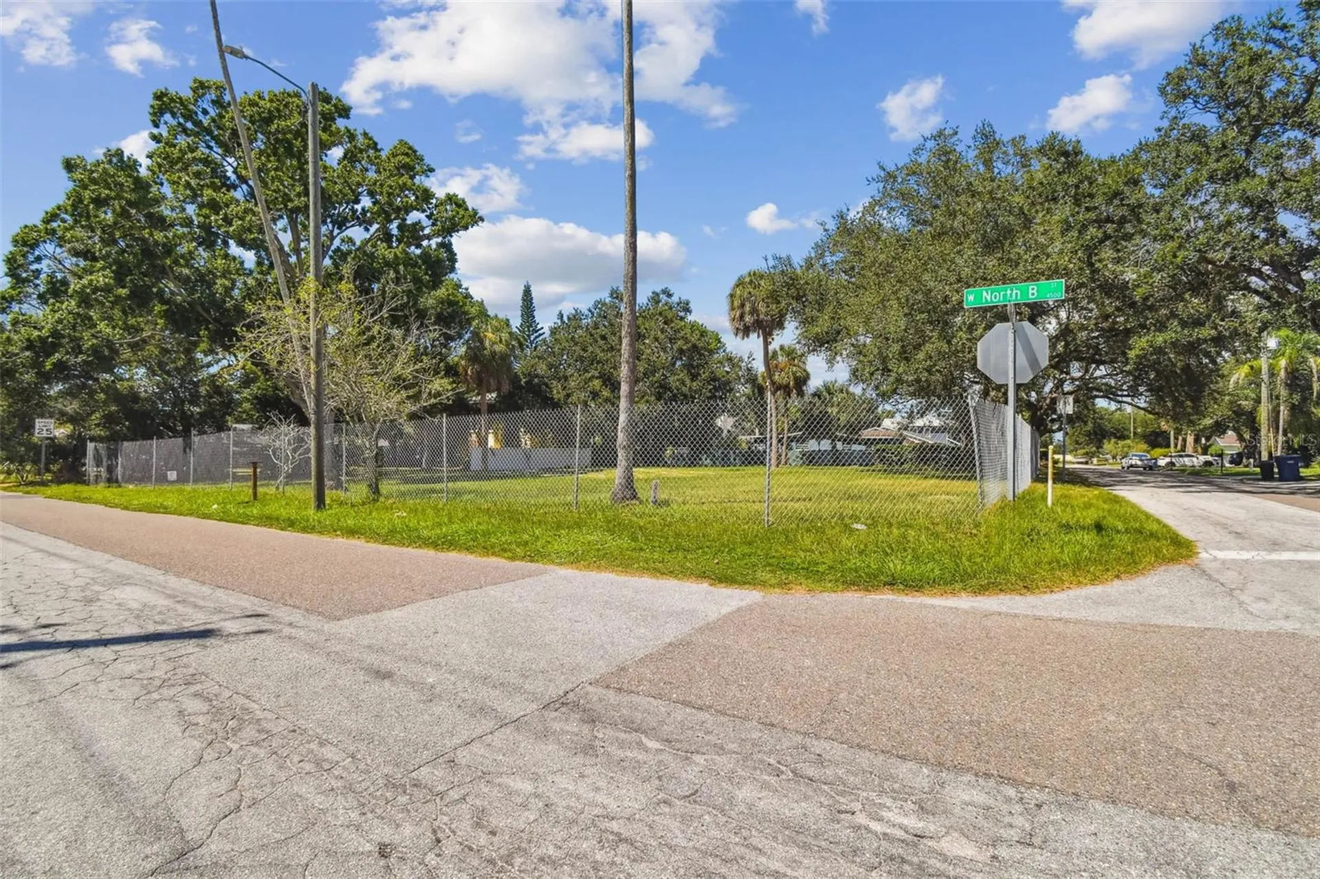 4501 W North B Street Tampa FL 33609
