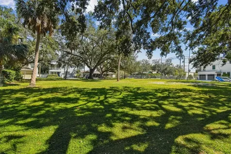4501 W North B Street Tampa FL 33609