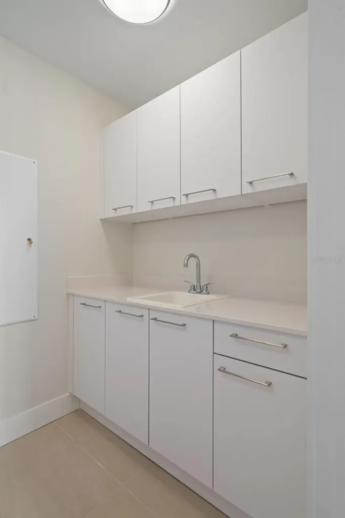 275 1st Avenue S St Petersburg FL 33701