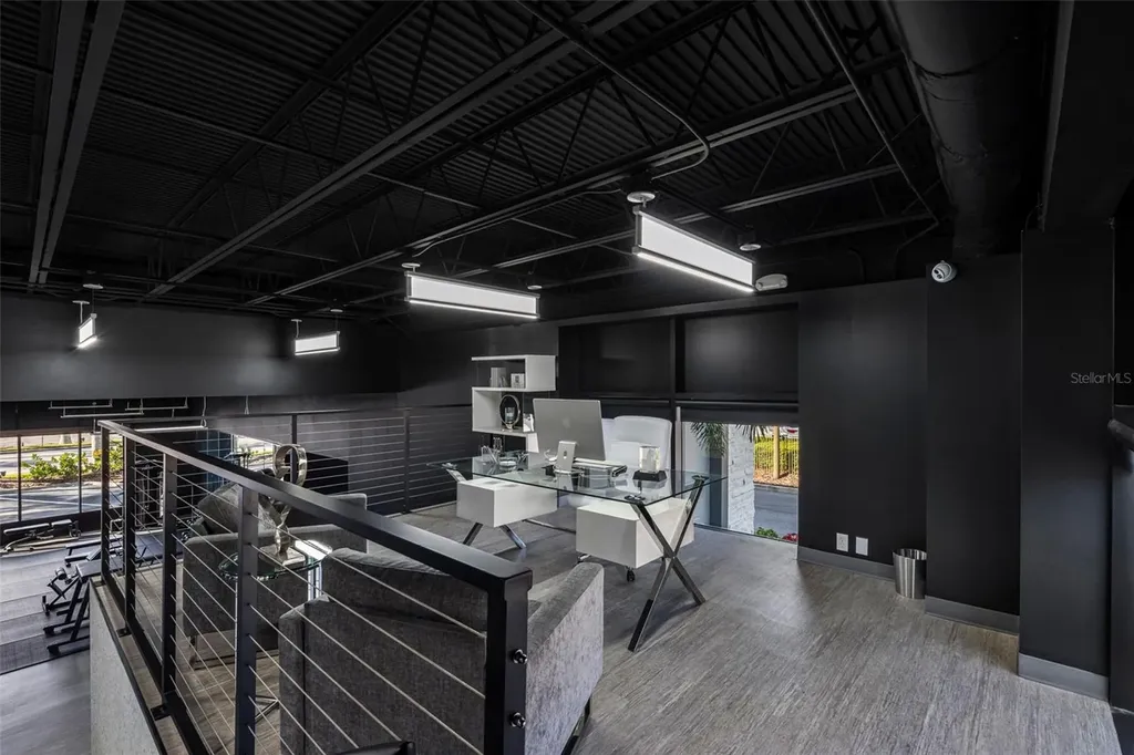 18401 Us 19 N Clearwater FL 33764