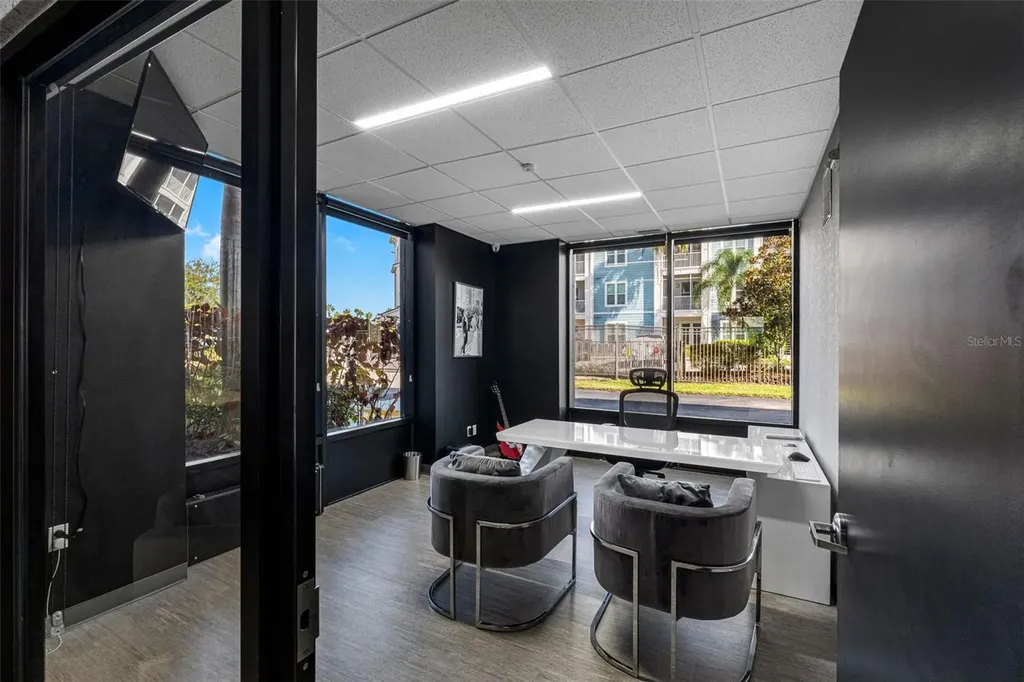 18401 Us 19 N Clearwater FL 33764