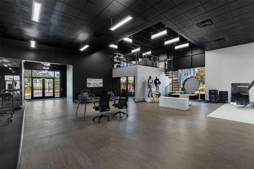 18401 Us 19 N Clearwater FL 33764