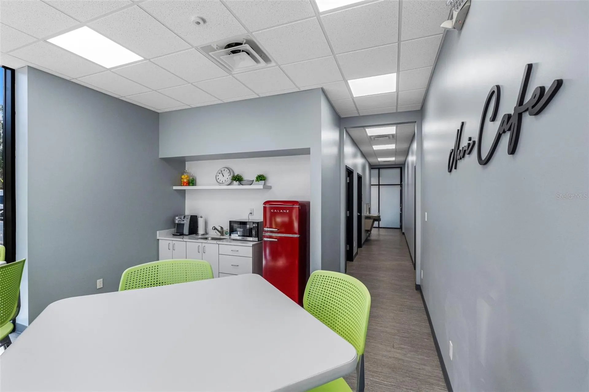 18401 Us 19 N Clearwater FL 33764