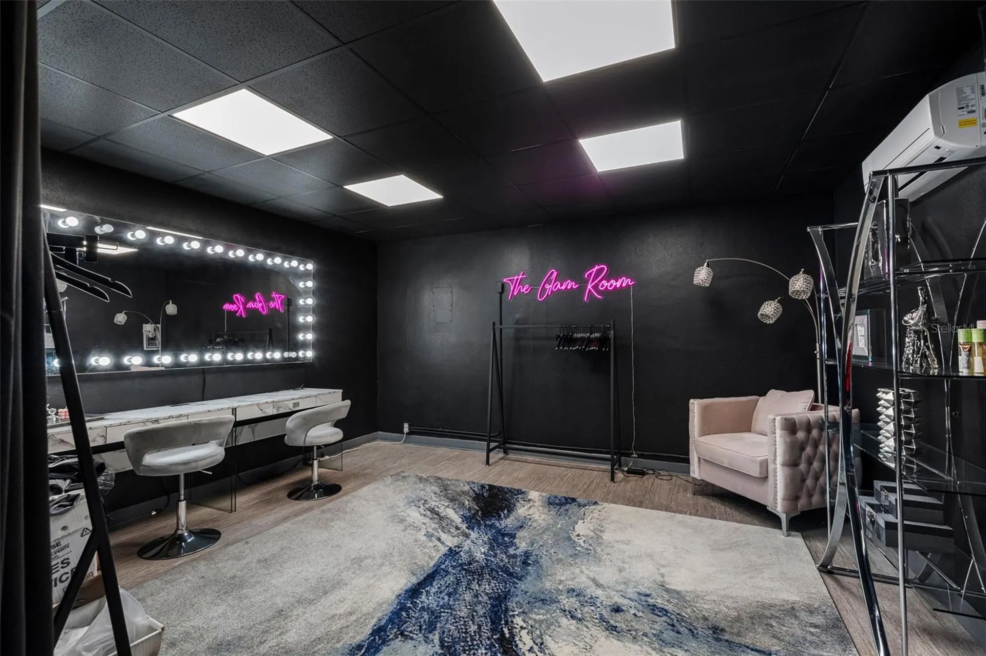 18401 Us 19 N Clearwater FL 33764