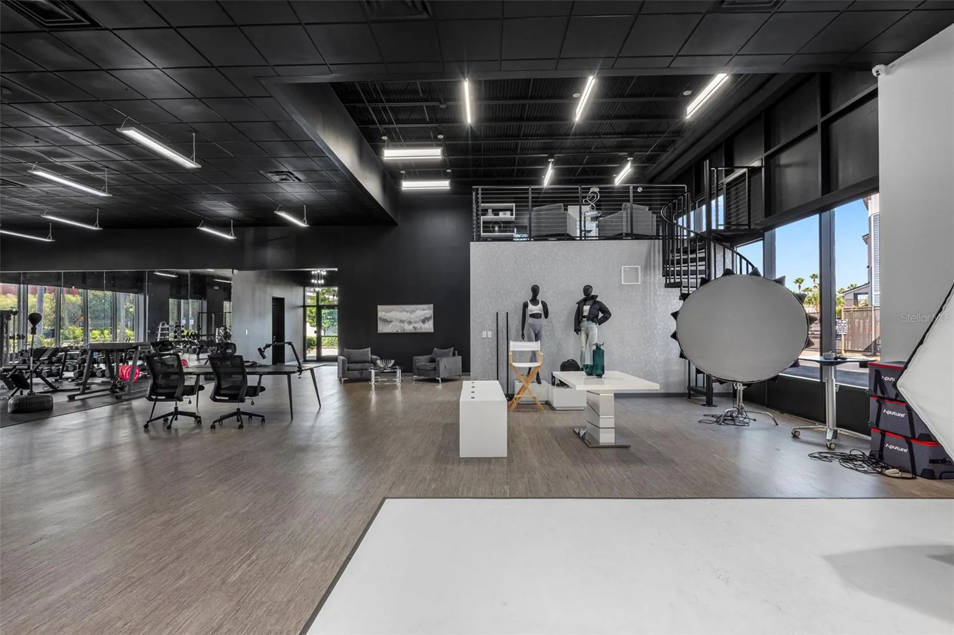 18401 Us 19 N Clearwater FL 33764