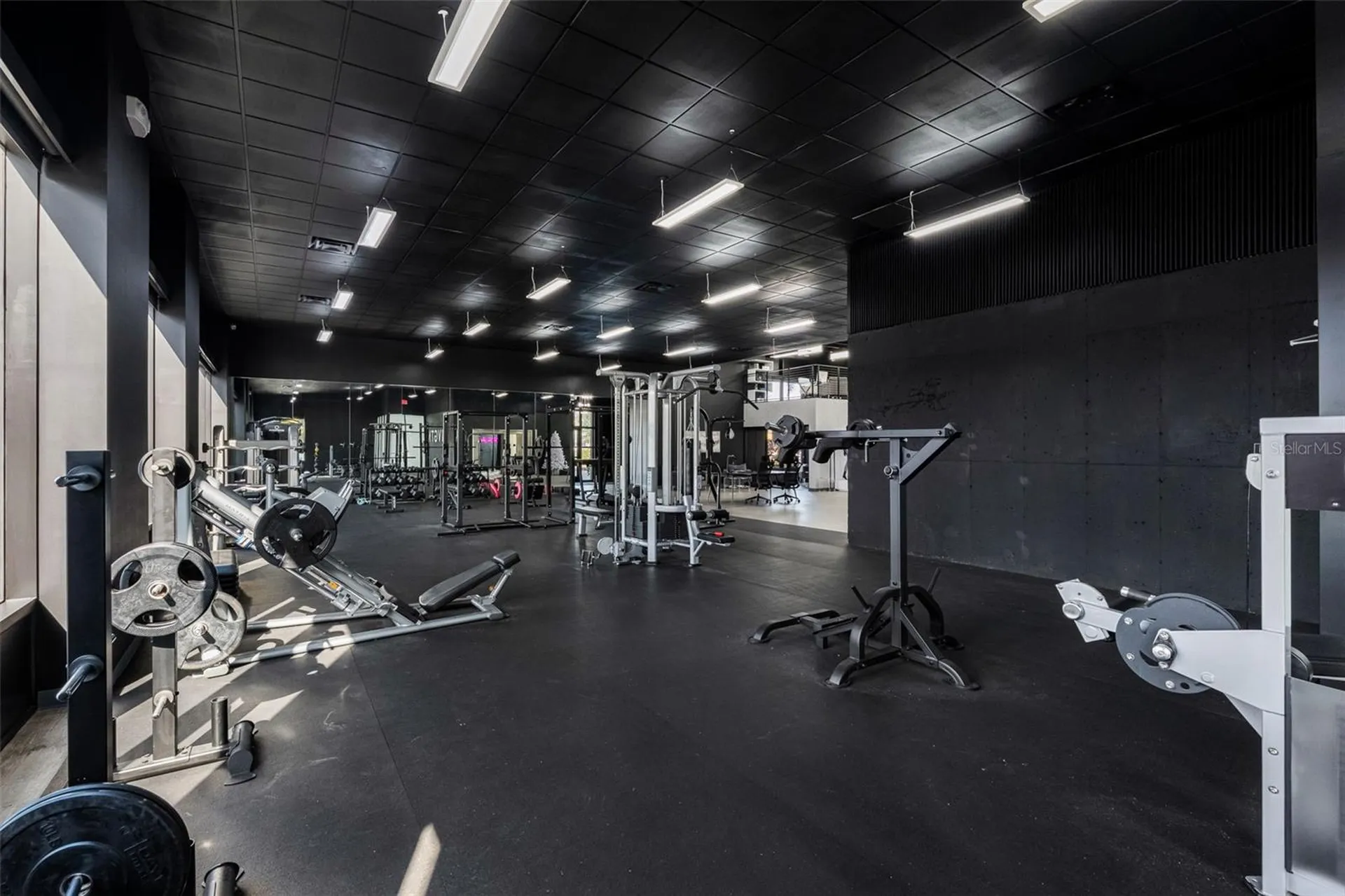 18401 Us 19 N Clearwater FL 33764