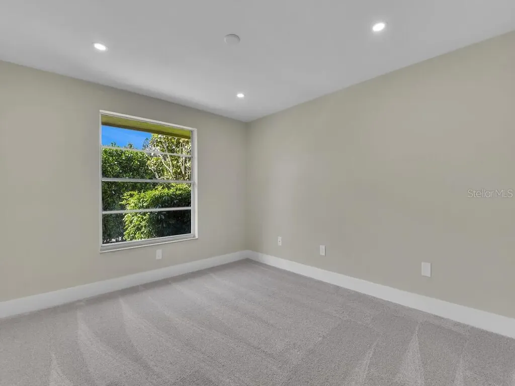 491 Cypress Way E Naples FL 34110