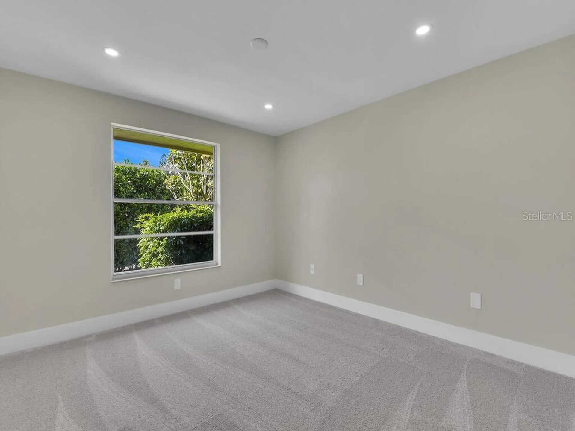 491 Cypress Way E Naples FL 34110