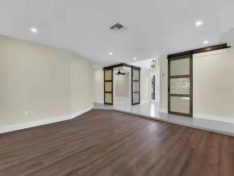 491 Cypress Way E Naples FL 34110