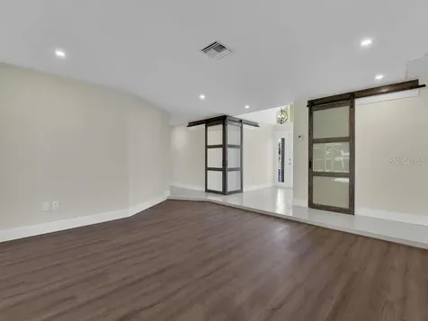 491 Cypress Way E Naples FL 34110