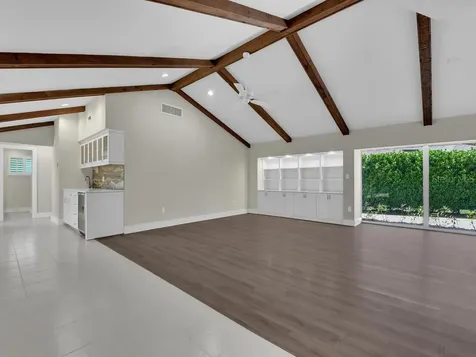 491 Cypress Way E Naples FL 34110