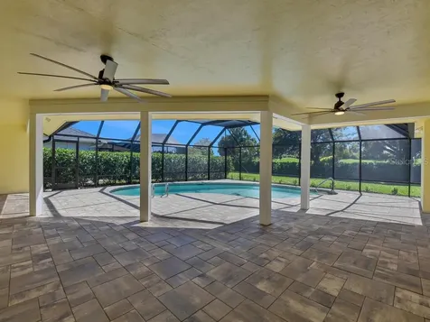 491 Cypress Way E Naples FL 34110