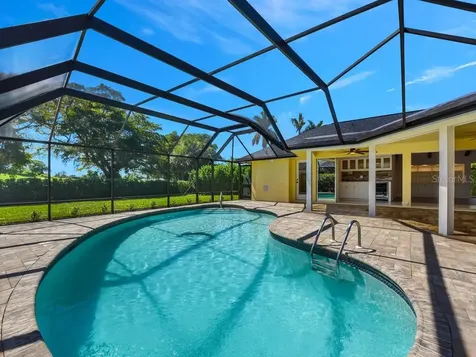 491 Cypress Way E Naples FL 34110