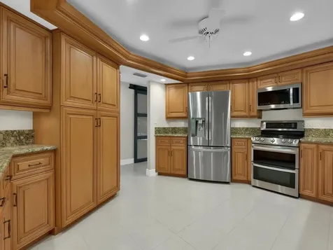 491 Cypress Way E Naples FL 34110