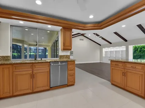491 Cypress Way E Naples FL 34110