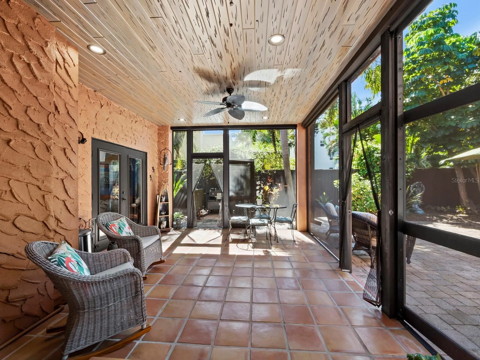 1022 S Osprey Avenue Sarasota FL 34236