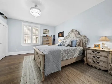 1022 S Osprey Avenue Sarasota FL 34236