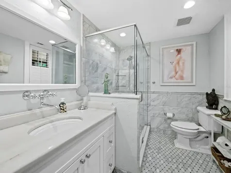 1022 S Osprey Avenue Sarasota FL 34236
