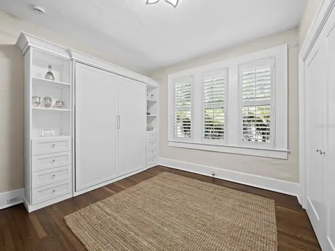 1022 S Osprey Avenue Sarasota FL 34236