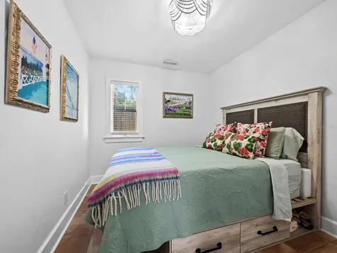 1022 S Osprey Avenue Sarasota FL 34236