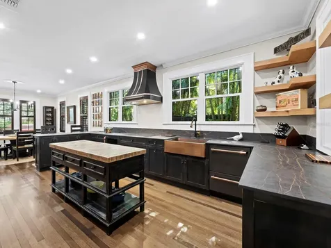 1022 S Osprey Avenue Sarasota FL 34236