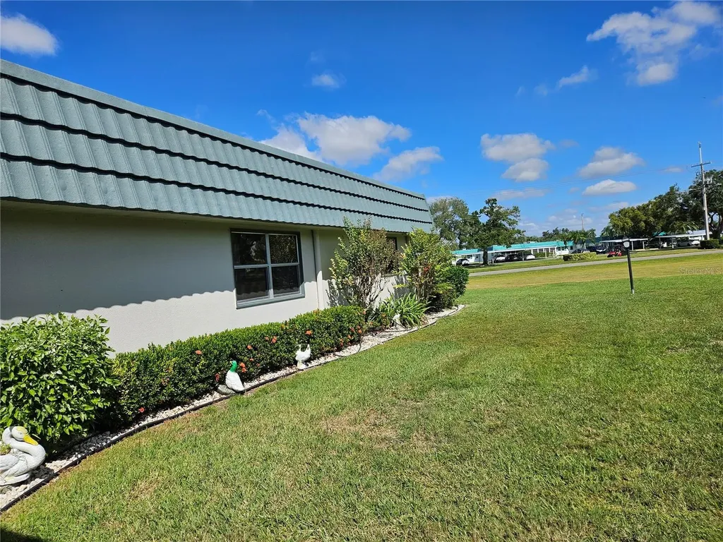 1811 Bedford Lane Sun City Center FL 33573