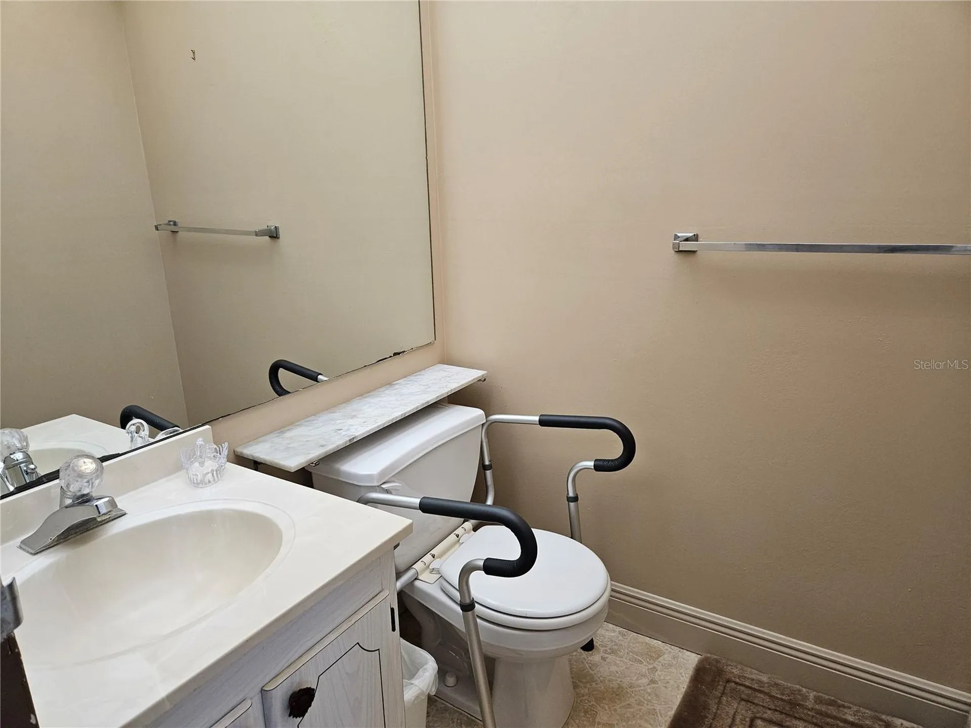 1811 Bedford Lane Sun City Center FL 33573