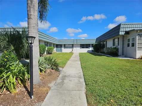 1811 Bedford Lane Sun City Center FL 33573